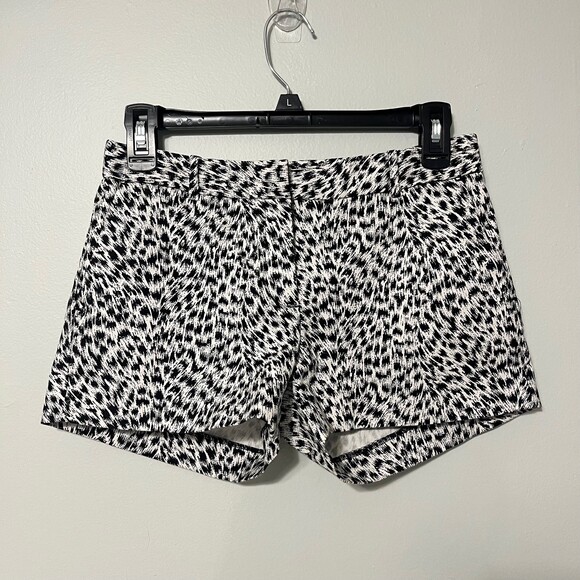 Michael Kors Black and White Leopard Print Shorts Size 0 - Picture 1 of 7